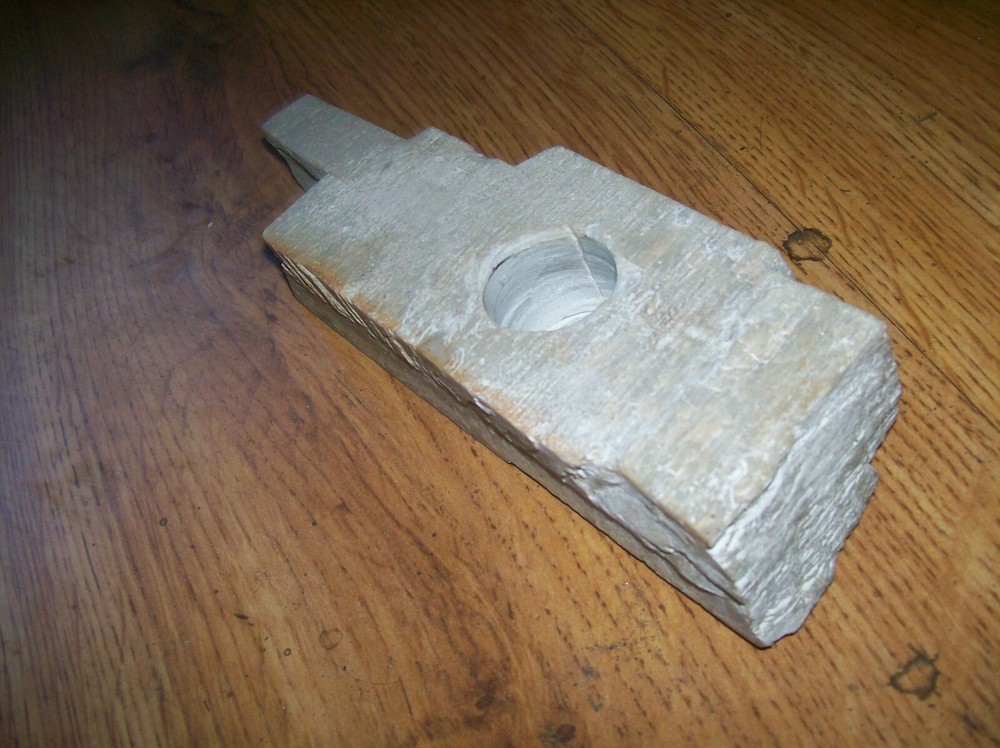 Natural stone candle holder