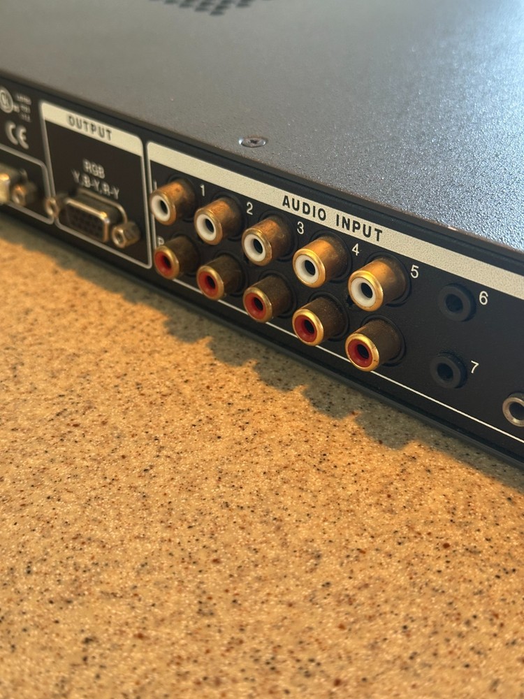 Extron IN1508 Video Switcher, Scaler, Rack Mount, Remote Control
