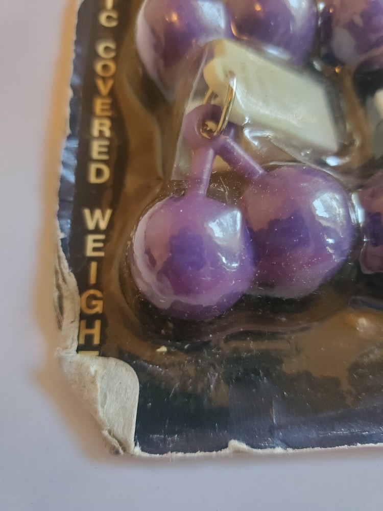 NOS Clip On Table Cloth Weights Grapes *READ*