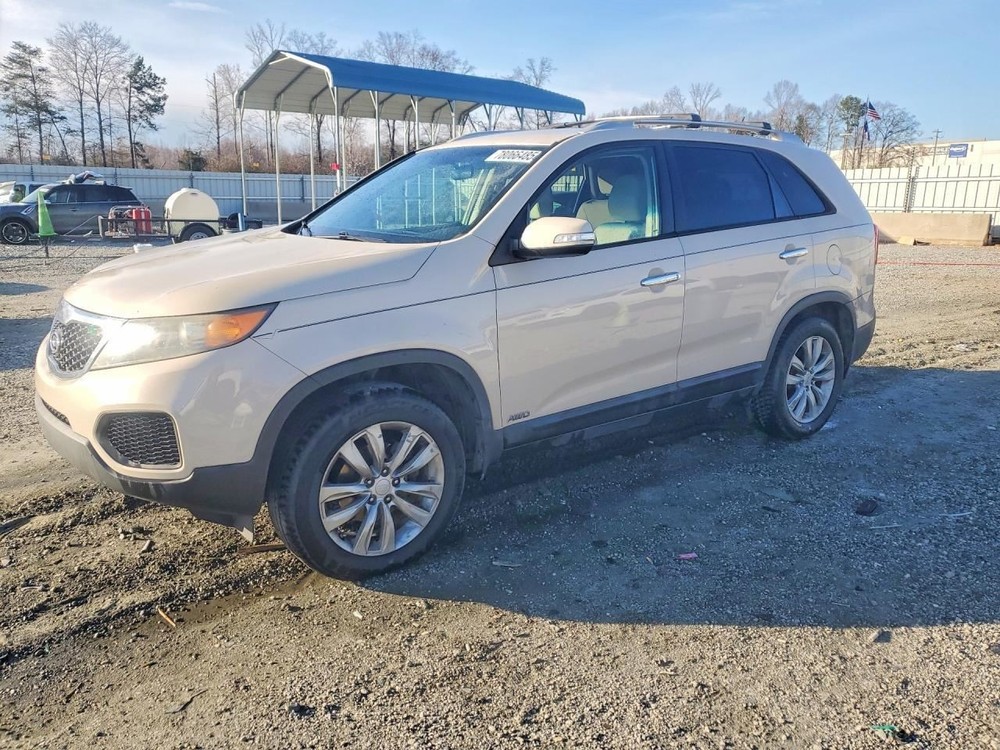 SORENTO   2011 Glove Box 5050733
