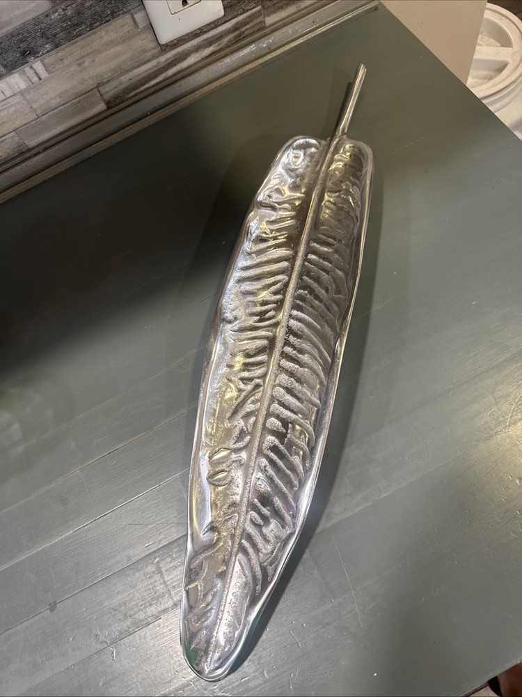 Silver Plated Leaf Platter IHI 22.5 Inches Made In India