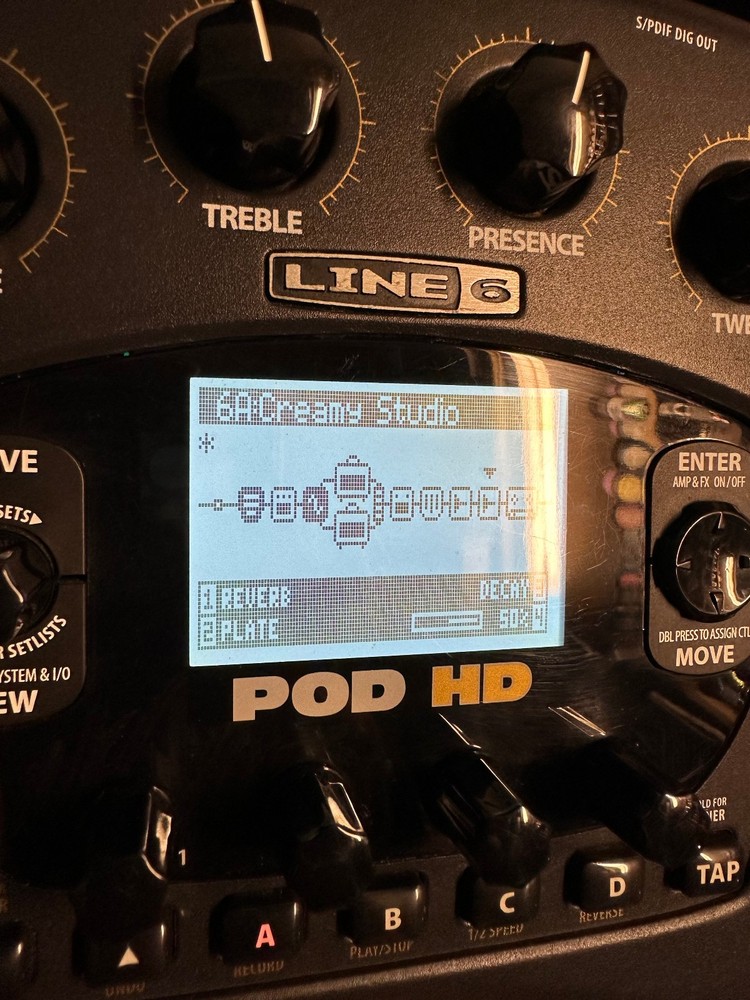 Line 6 POD HD Desktop (Bean) Multi effect Guitar Processor + Mounting Adapter