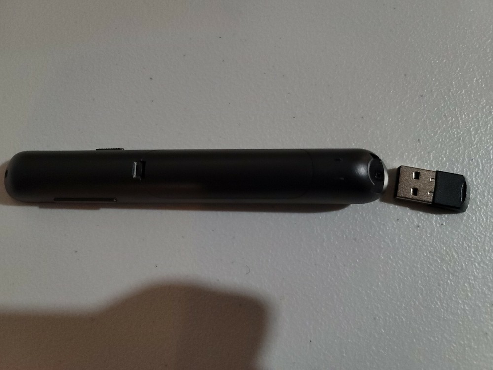 Dino Wireless Presenter Q35/Q80 📦