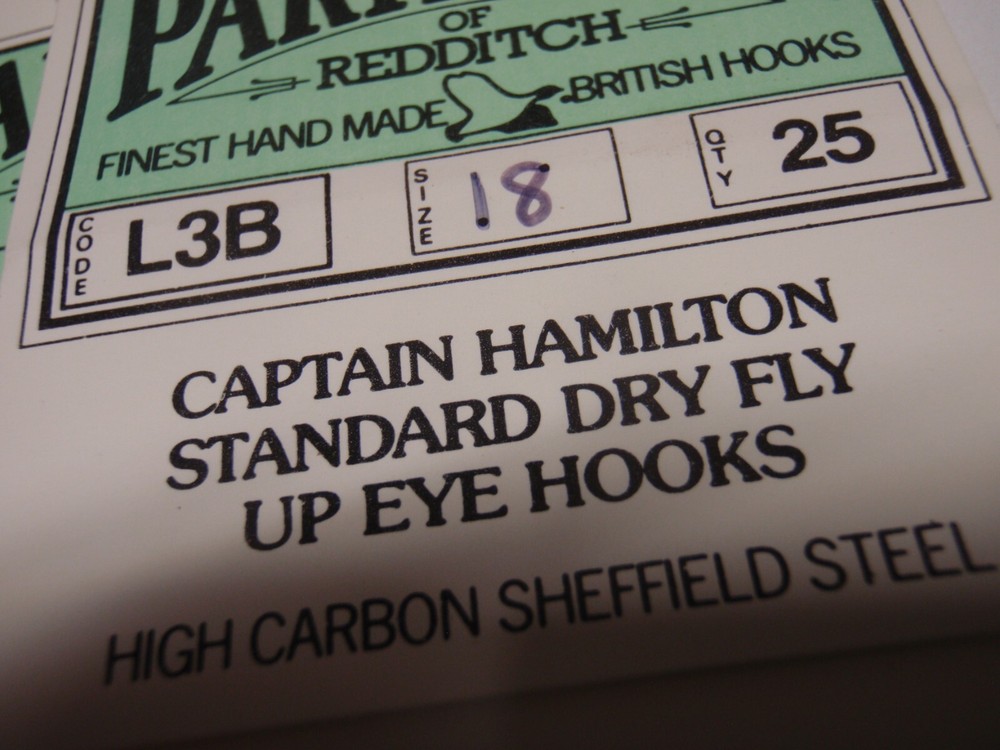 Partridge L3B Captain Hamilton std dry fly up-eye hooks - size 18