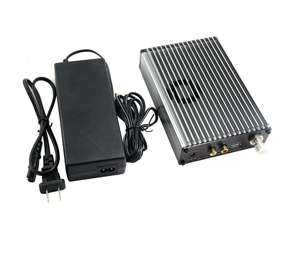 CZE-15B Wireless FM Transmitter Stereo Broadcast Radio with Power Adapter