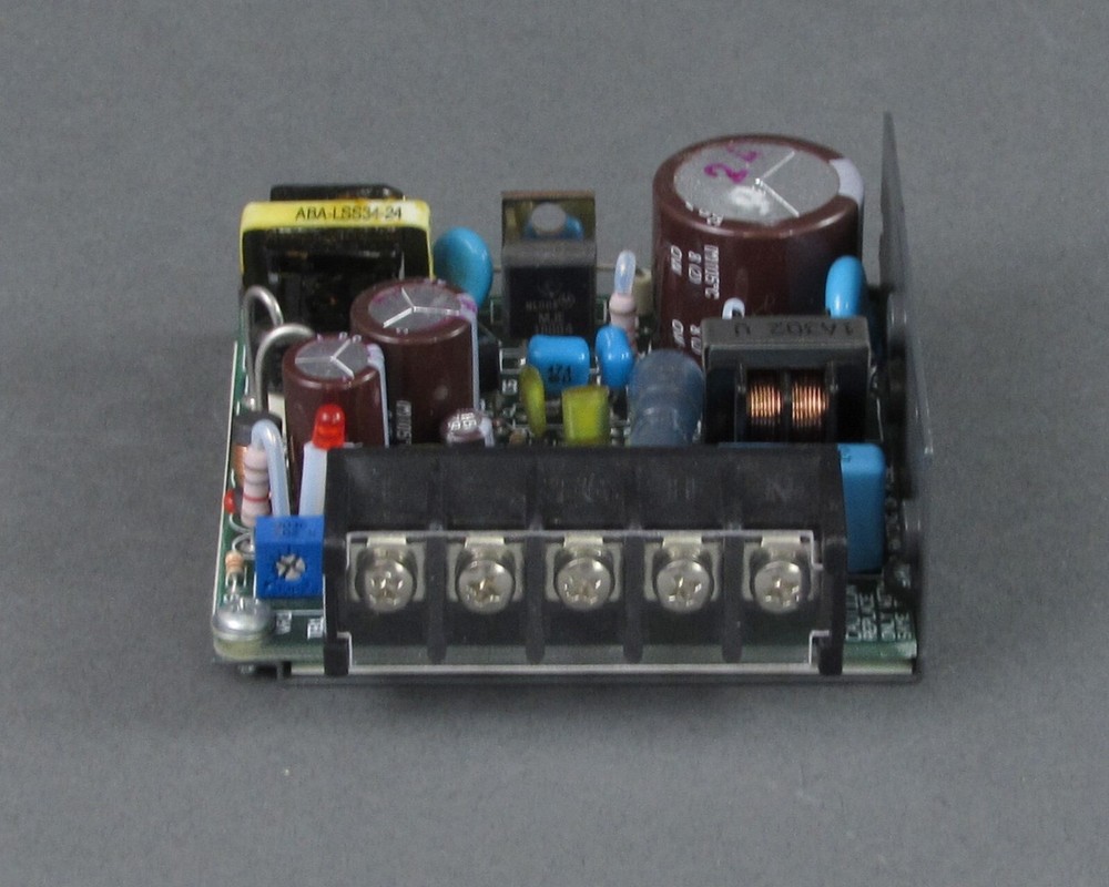 NEW Lambda LSS34-24 Regulated Power Supply - 24V, 0.5A