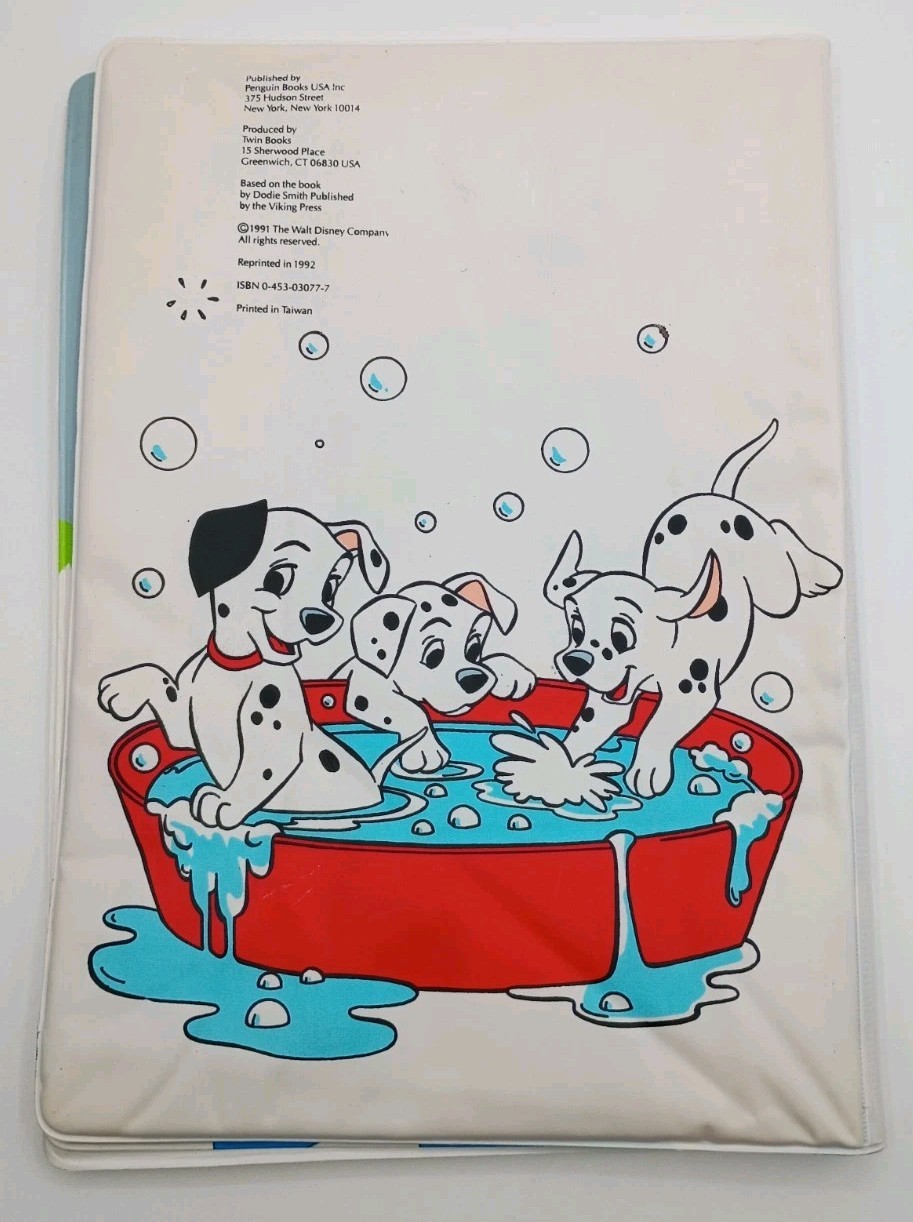 Vtg.1992 The Walt Disney Co. 101 Dalmatians Lots Of Spots Soft Vinyl Bath Book