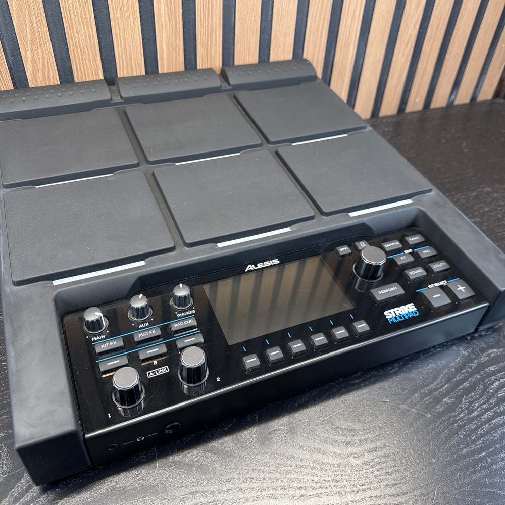 ALESIS Strike Multipad 9-Pad Percussion Instrument with Sampler and Looper