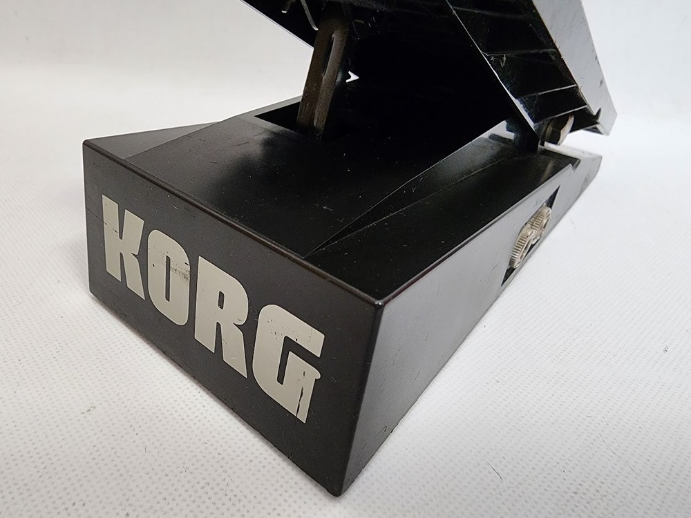 Korg EXP-2 Foot Controller Volume Expression Pedal Synthesizer Keyboard