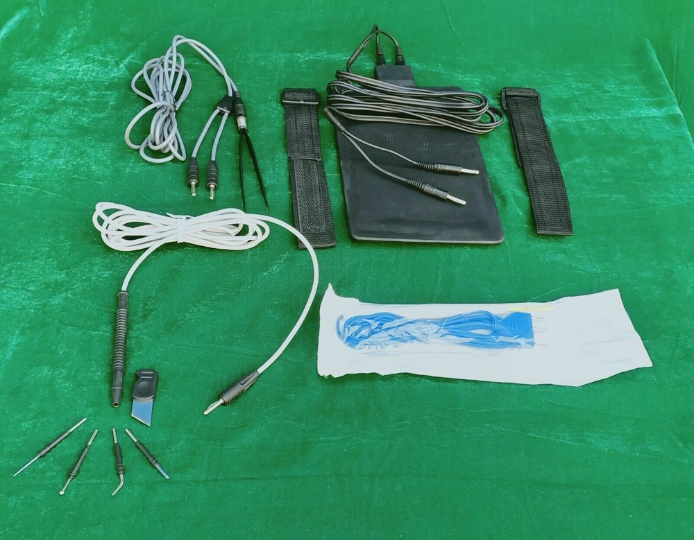 Electro Surgical Generator 400 Pro Micro Controller Model W/ Standard Accessorie