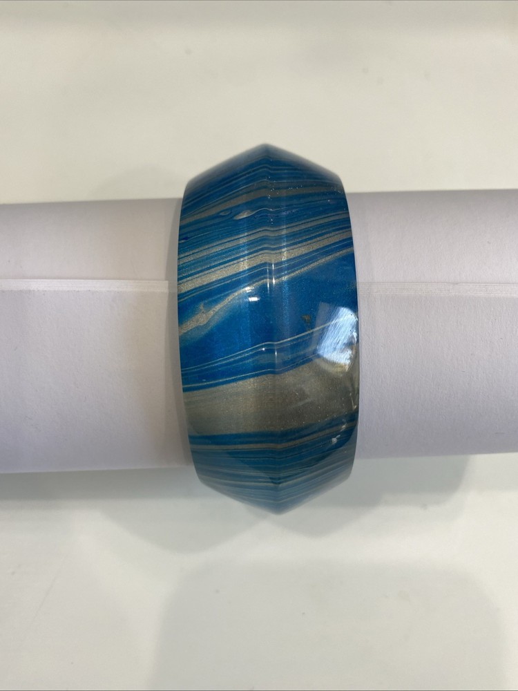 vintage chunky Blue Plastic Marbleized Bangle Bracelet
