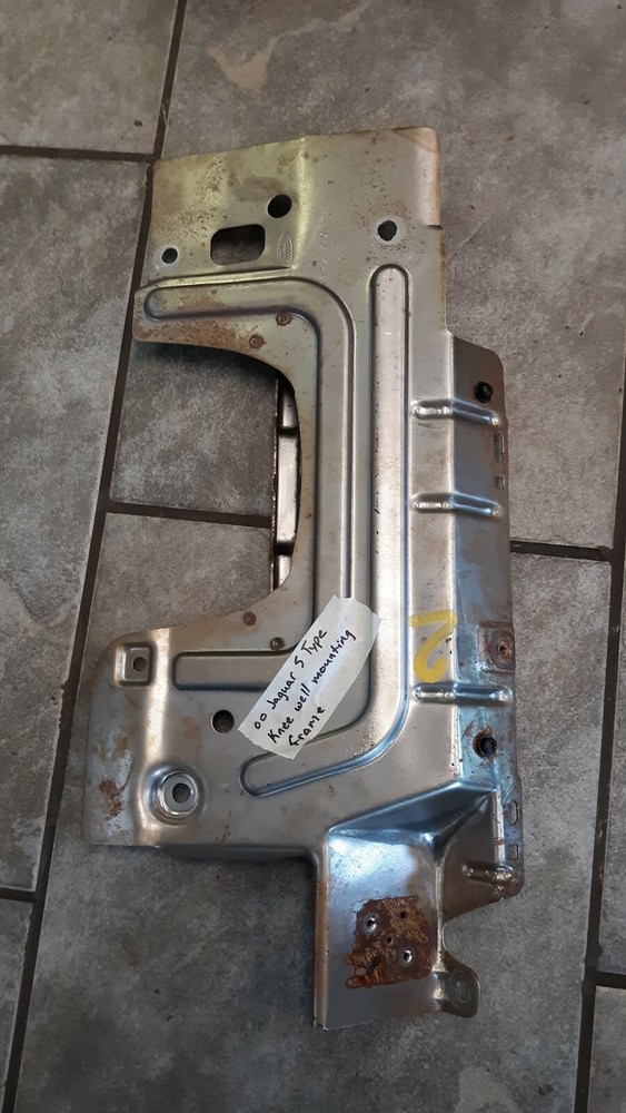 2000-2002 Jaguar Lower Steering Column Dash Knee Well Panel Mounting Frame