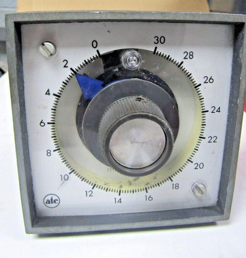 👀 ATC 0-30 MINUTE ELECTROMECHANICAL TIMER 120 VAC 305E016A10PX