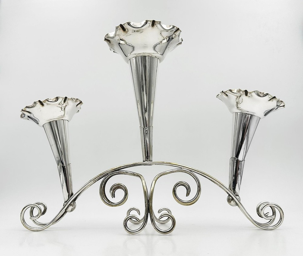 ANTIQUE 3 TRUMPET EPERGNE SILVER PLATE