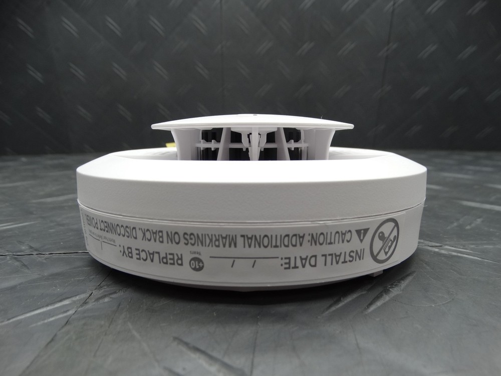 Kidde Hardwired Interconnected Smoke Detector with Photoelectric Sensor 21031482