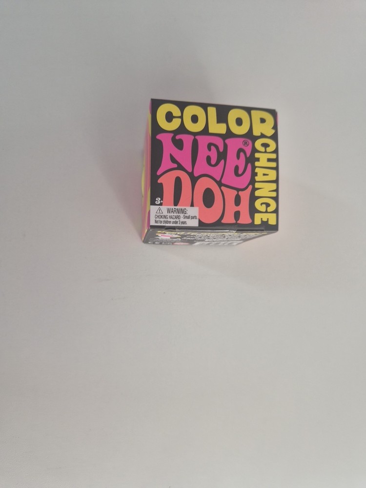 NeeDoh Color Change cube! Yellow