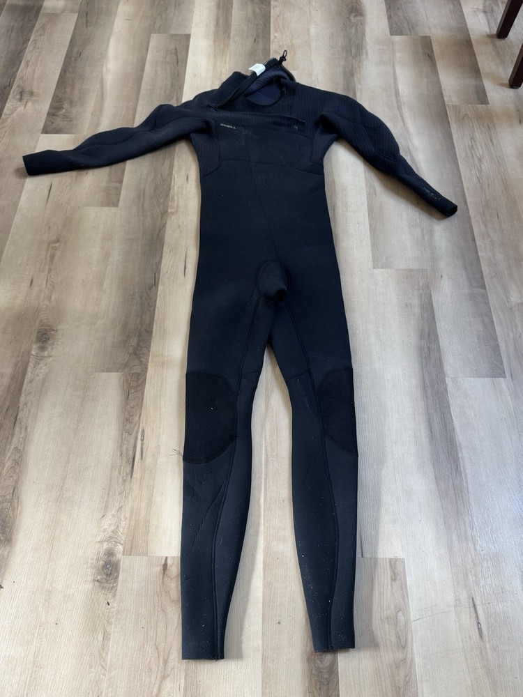 hyperfreak wetsuit 4:3 Small Tall