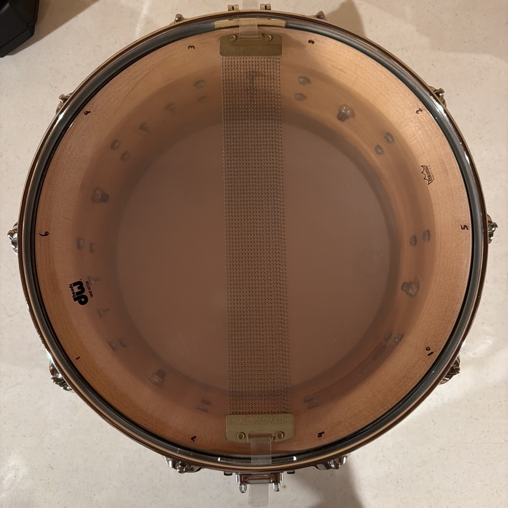 DW 5 x 14 Collector's Maple Solid White Super Solid Snare Drum - SO 574198