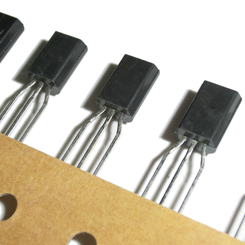5PCS 2SA1371 A1371 TO92L