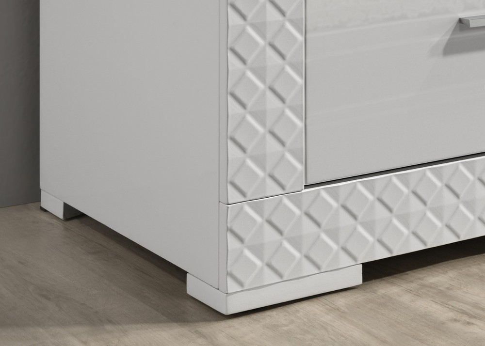 Gorgeous White 1pc Nightstand High Gloss Finish Chrome Bar Handle Bedside Table