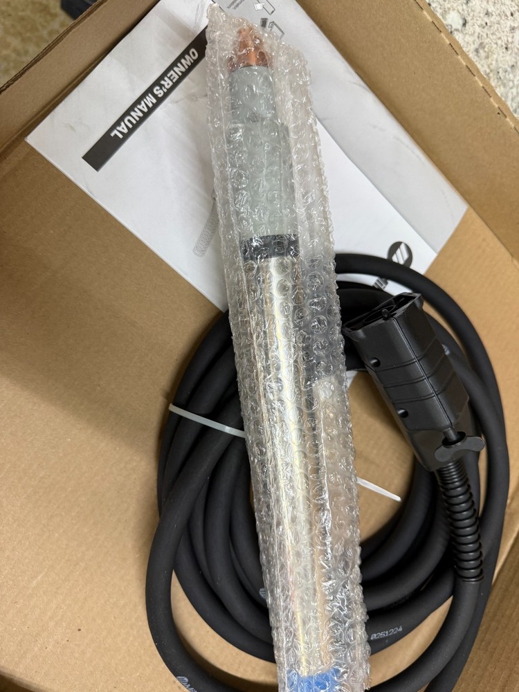 Automatic Miller XT60 Torch 25ft Part# 249955 -CH