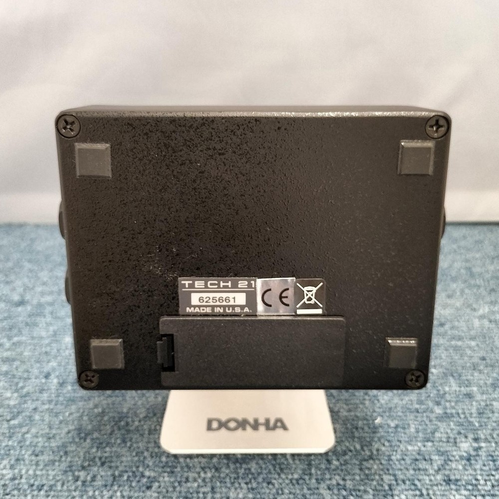 TECH 21 BASS DRIVER DI SANS