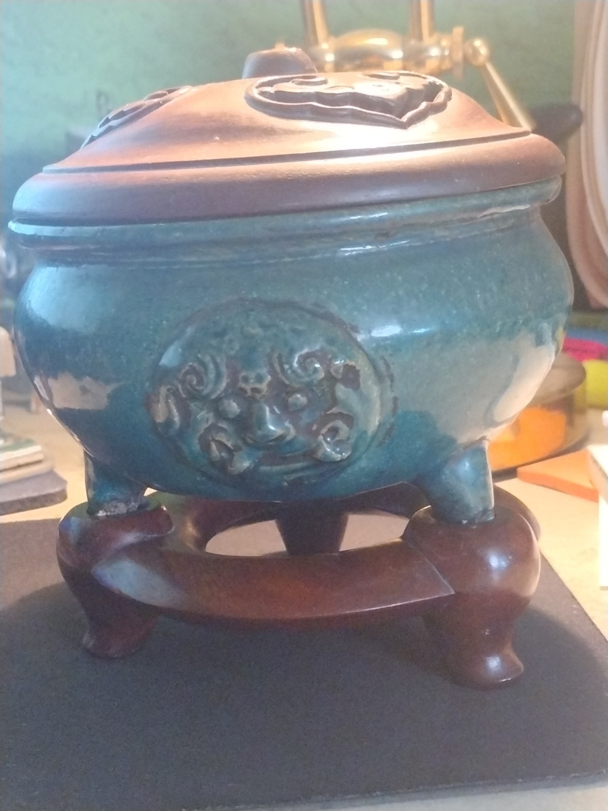 19th CENTURY CHINESE TURQUOISE GREEN GLAZED FOOTED FOO DOG CENSER * W/STAND
