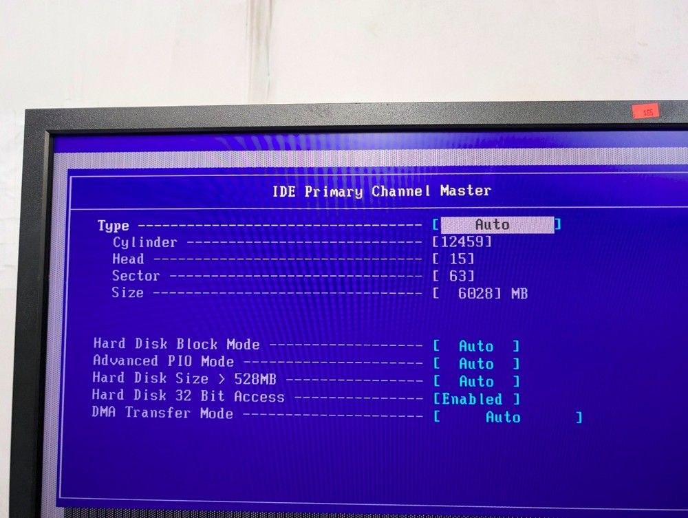 IBM Aptiva Type 2153 E2U beige desktop computer from 98; tested powers on; wiped