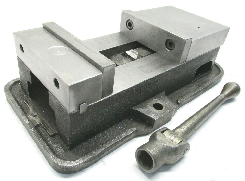KURT ANGLOCK 6" MILLING MACHINE VISE w/ JAWS & HANDLE - #D60