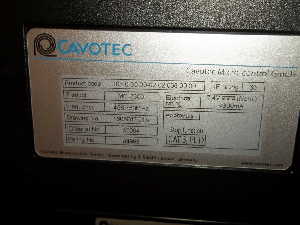 CAVOTEC MC-3300 HOIST CRANE CONTROL LIFTING MACHINE REMOTE W/ KEYS (BB6)