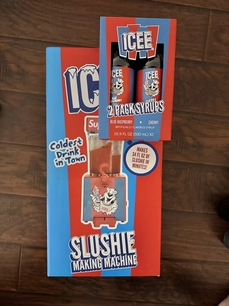 SUPREME ICEE SLUSHIE MAKING MACHINE - IN HANDS