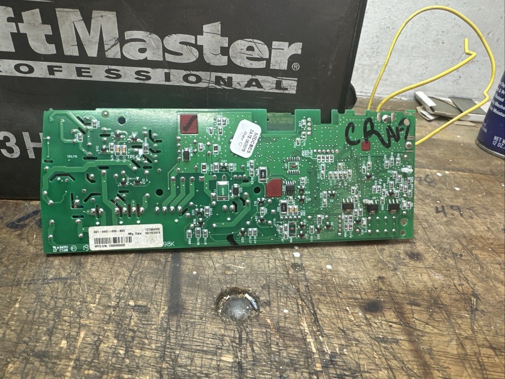 50DCBC5 6/20/19 Craftsman ￼ Logic board Yellow learn button