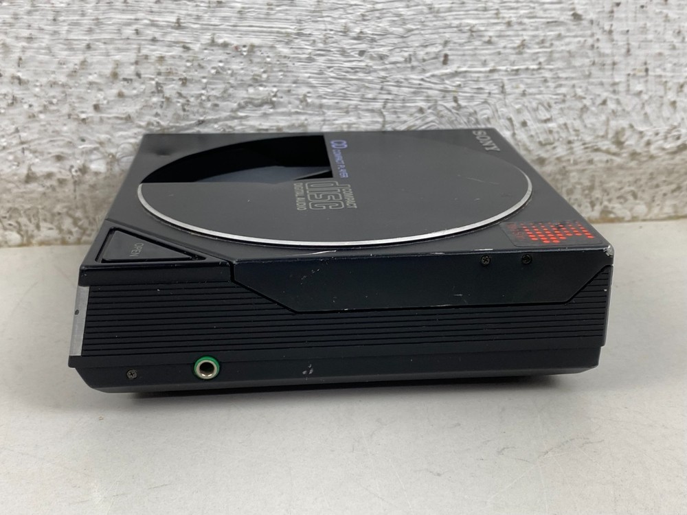Vintage Sony D-50 Discman Portable CD Player