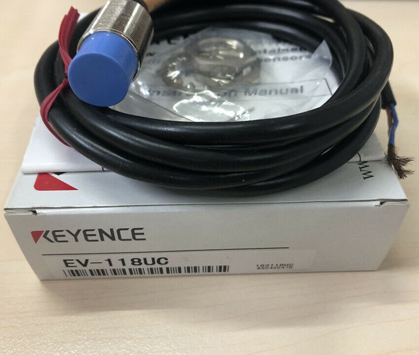 KEYENCE EV-118UC Proximity Sensor New