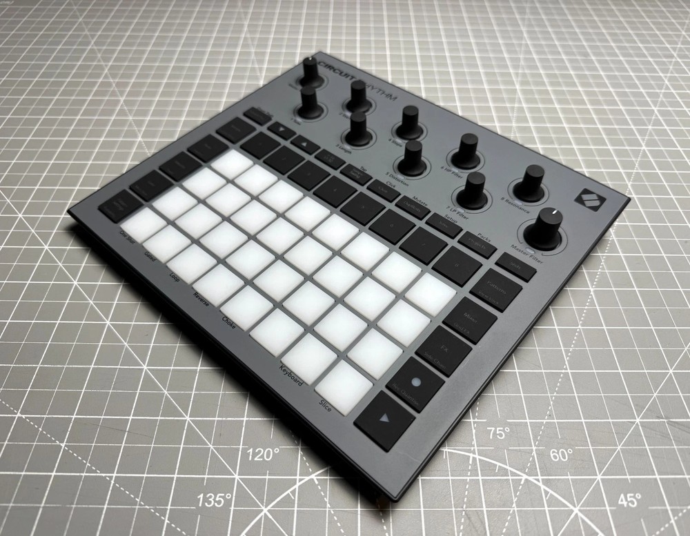 Novation Circuit Rhythm Beatmaking Sampler Groovebox Drum Machine Sequencer