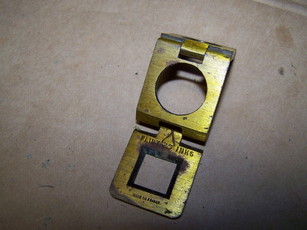flint inks VICTORIAN BRASS MAGNIFYING GLASS POCKET MICROSCOPE THREAD COUNTER