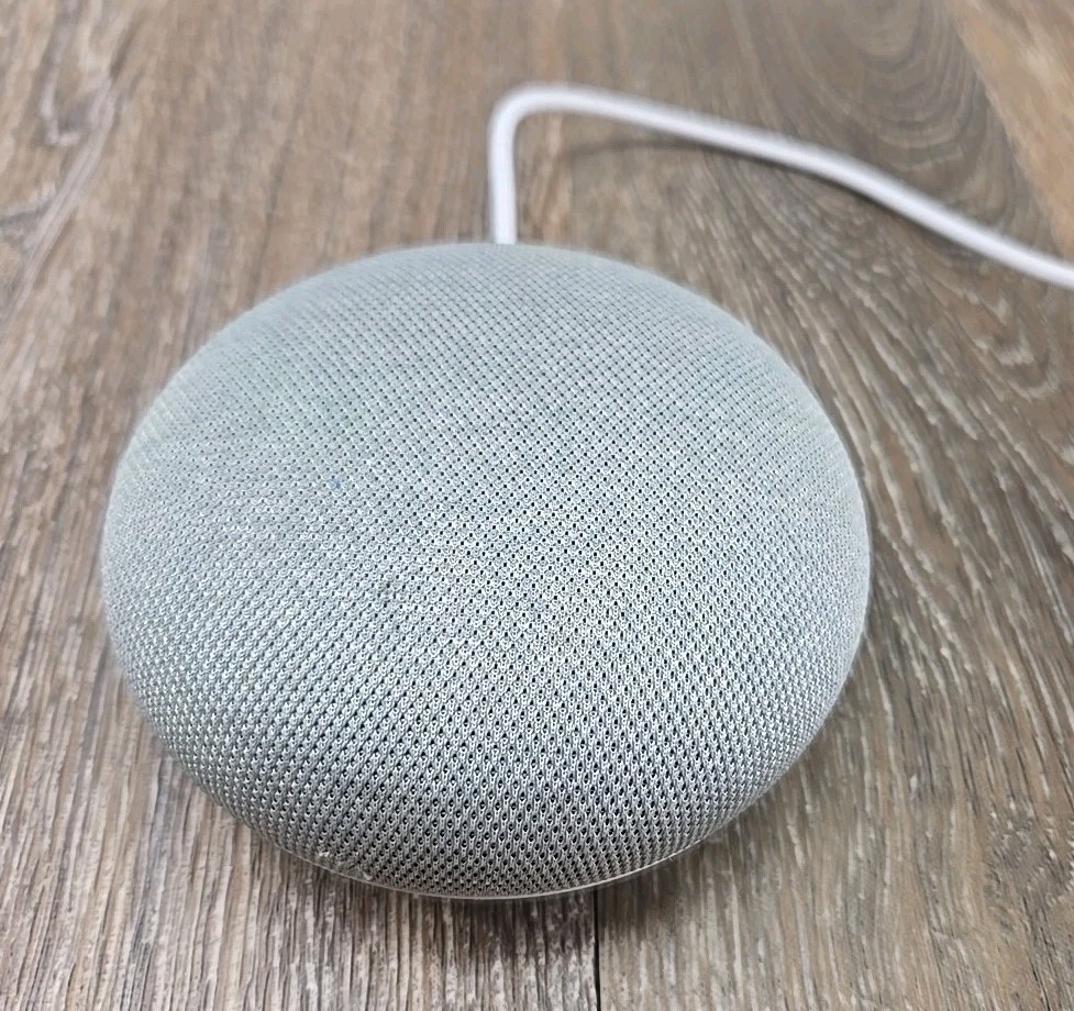 Google Home Mini Smart Speaker with Google Assistant + CABLE - White Model H0A