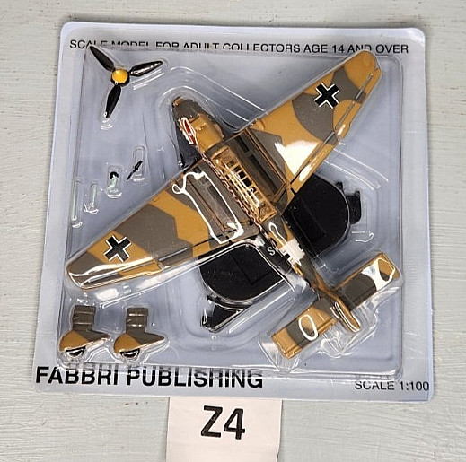 FABBRI PUBLISHING 1:100 JU87B-2 STUKA WW2 DIECAST AIRCRAFT PLANE W/STAND Z4