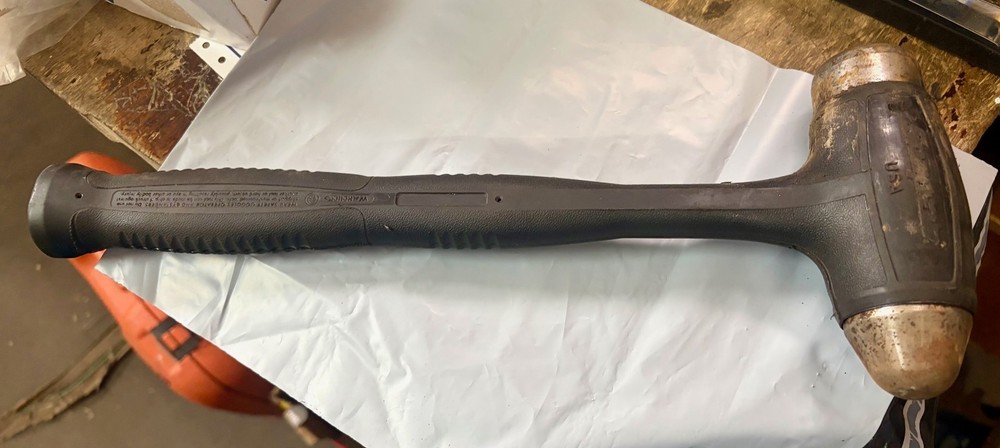 Snap-on 32 oz dead blow hammer