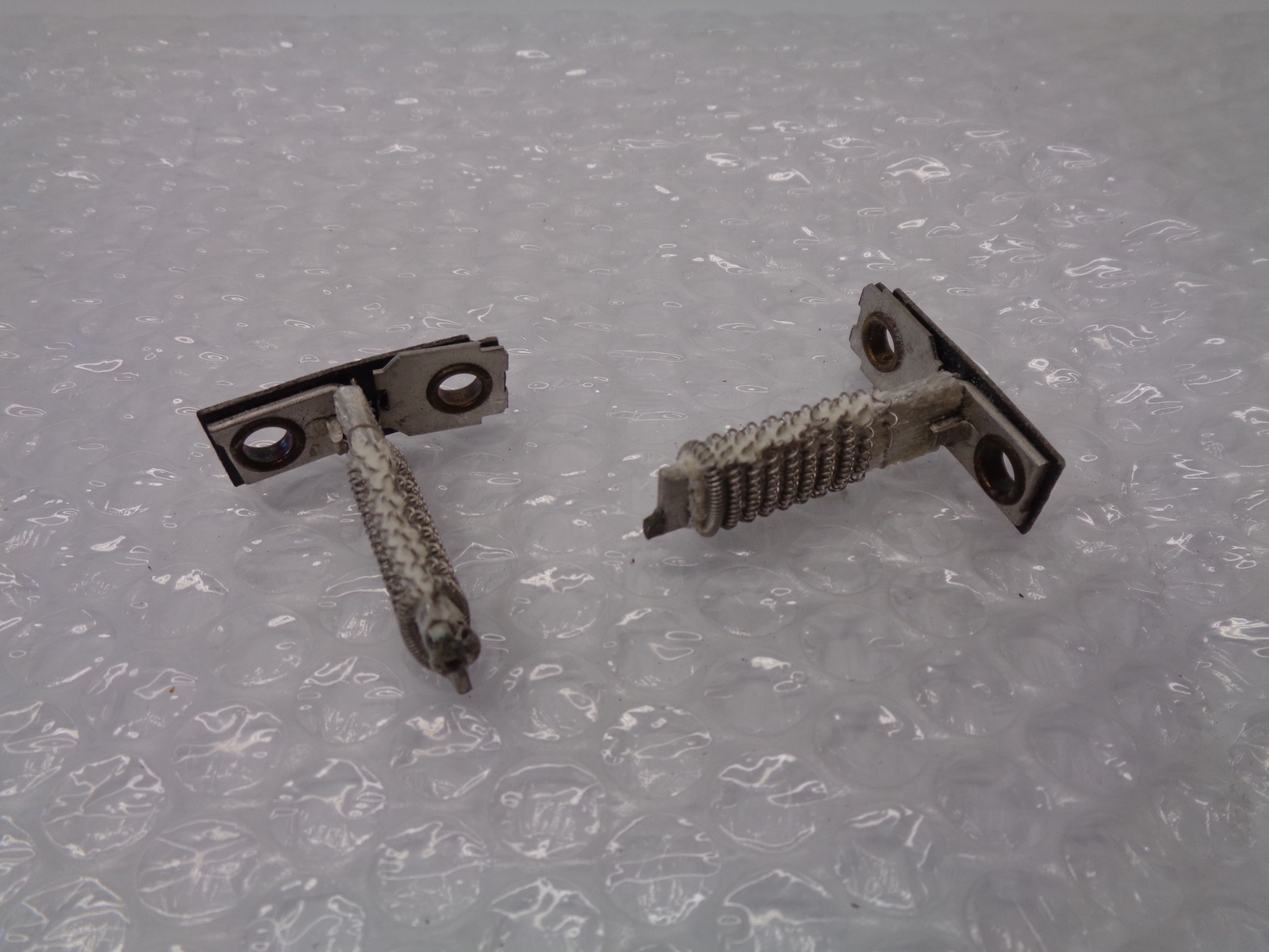 INDUSTRIAL SPARE 81D-225 HEATER LOT OF 2 NSNP