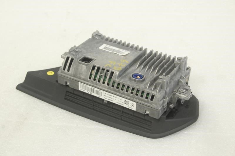 2013 MERCEDES E550 C207 DASH DISPLAY SCREEN 2129018103