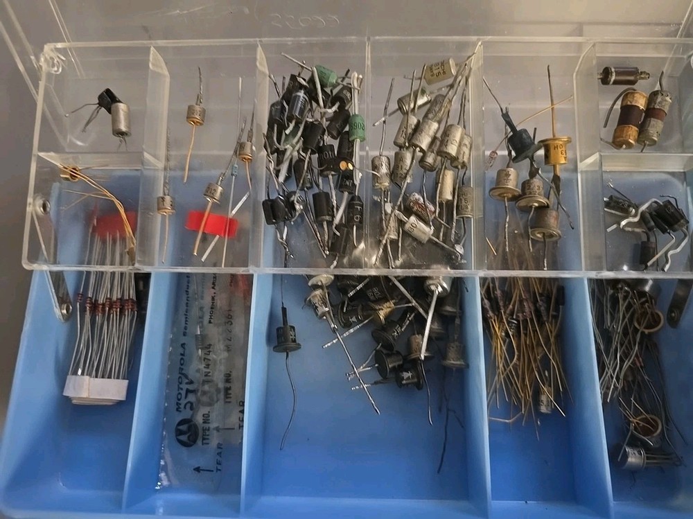 Vintage Electronics Components Lot Bulk – Resistors Capacitors Transistors...
