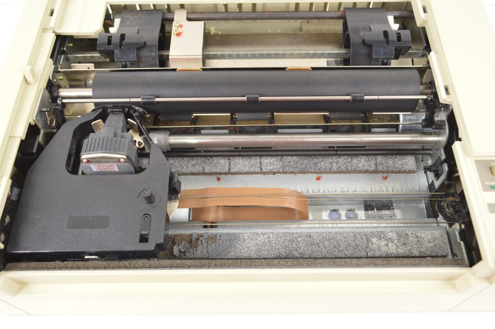 Apple ImageWriter A9M0303 Dot Matrix Printer w/ Cables - POWERS ON AND MOVES
