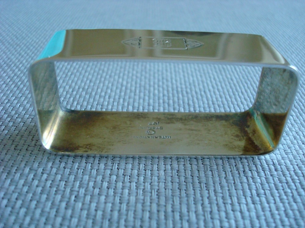 INTERNATIONAL WAITROUS STERLING SILVER ~ NAPKIN RING RECTANGLE ~ MONO "B"