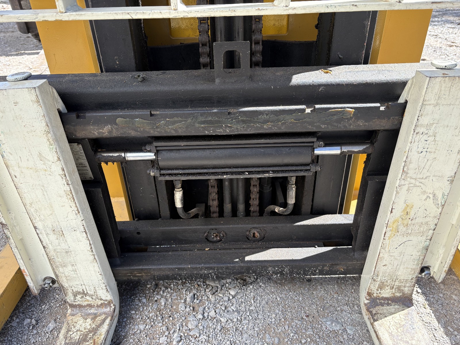 Yale MSW030SCN, 2800 LB, 2-Stage Mast 130”, Electric Pallet Stacke