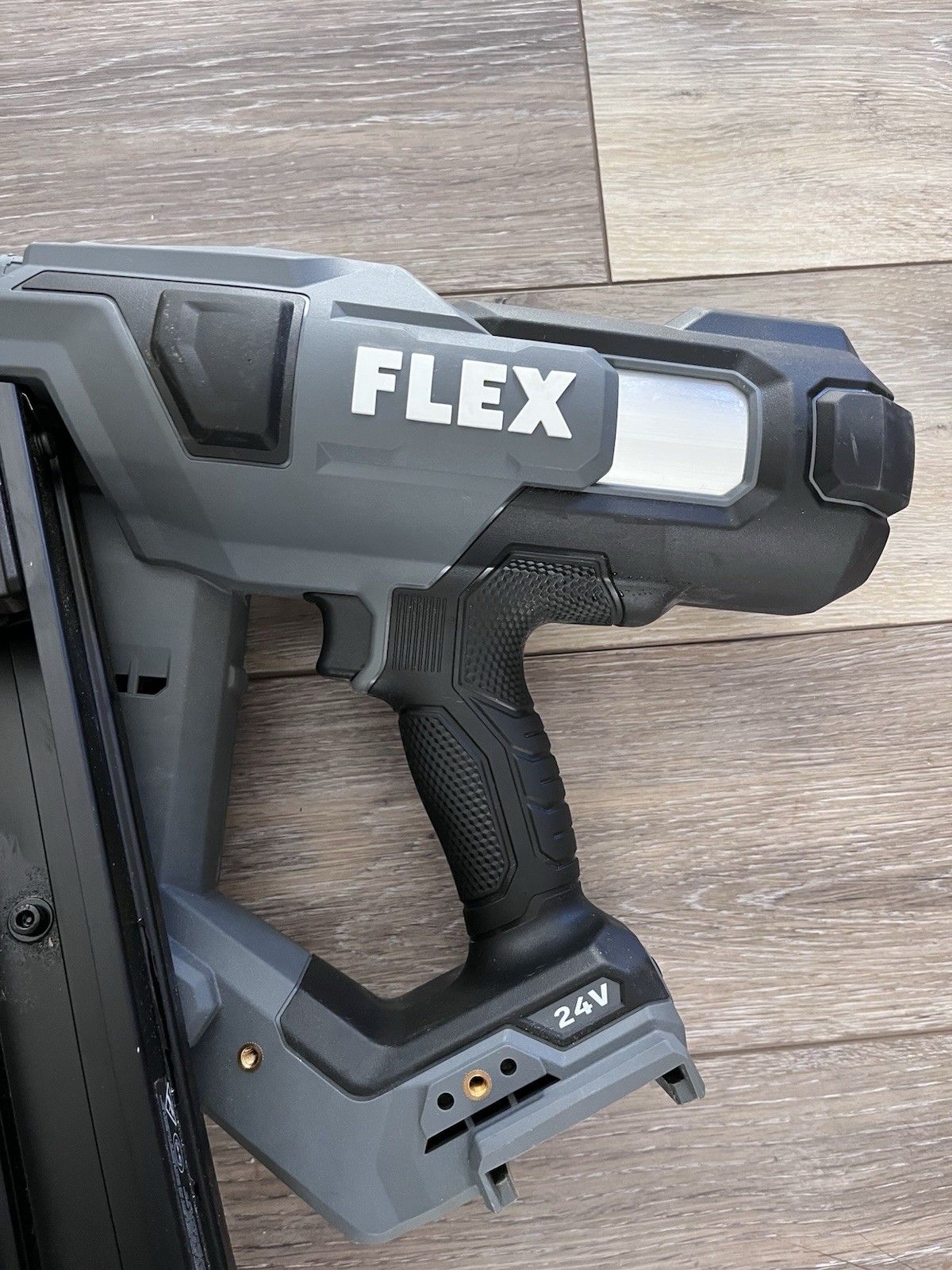 Flex 21 Degree Framing Nailer FX4351A 24V Cordless 21' Framing Nailer Tool Only