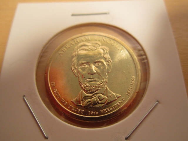 2010 P ABRAHAM LINCOLN  $1 COIN UNC - FREE SHIPPING