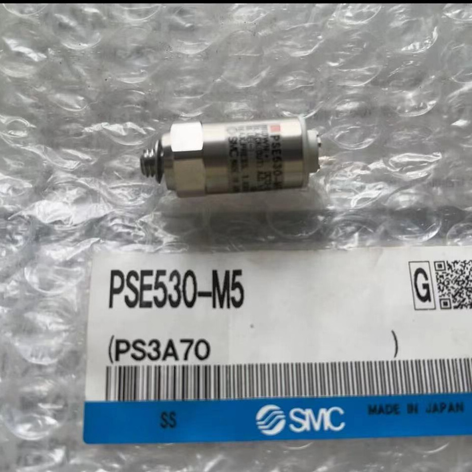 1pcs SMC PSE530-M5 pressure sensor 1.0MPa 12-24VDC