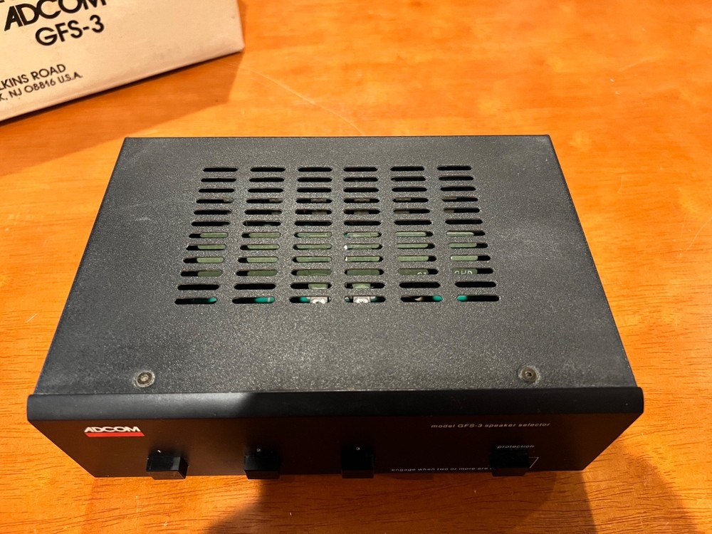 ADCOM GFS-3 Speaker Selector Switch – 3-Zone w/ Protection