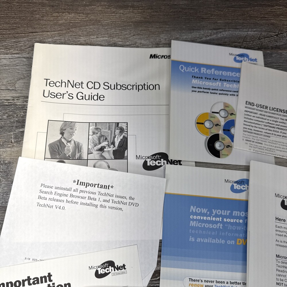 Microsoft TechNet Plus CD Subscription Binder 92 discs 1999-2000 Compete Sets